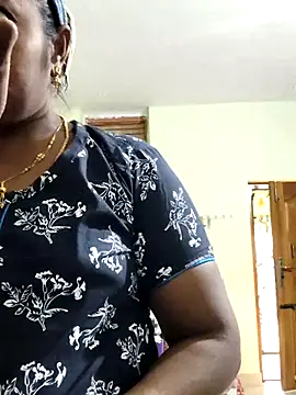 papukurty online show from October 20, 2025, 2:35 am