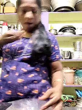 papukurty online show from October 27, 2025, 1:34 pm