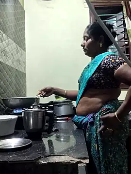 papukurty online show from February 7, 2026, 2:08 am