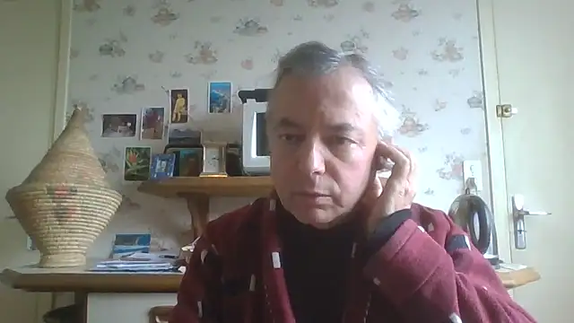 Snapshot of gegevincent chatting on May 18, 2026, 8:52 am gegevincent online show from May 18, 2026, 8:52 am