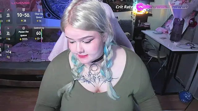  CandyM1lky  online show from February 13, 2026, 8:03 am