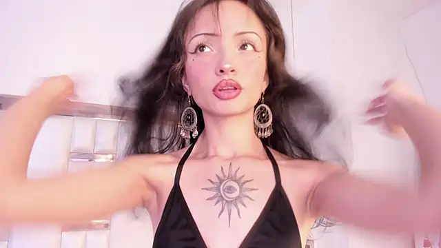 MaddieStark online show from November 10, 2025, 4:56 pm