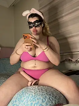 Snapshot of aydabella7777 chatting on March 21, 2026, 7:51 pm aydabella7777 online show from March 21, 2026, 7:51 pm