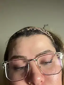 Snapshot of aydabella7777 chatting on February 5, 2026, 7:21 pm aydabella7777 online show from February 5, 2026, 7:21 pm