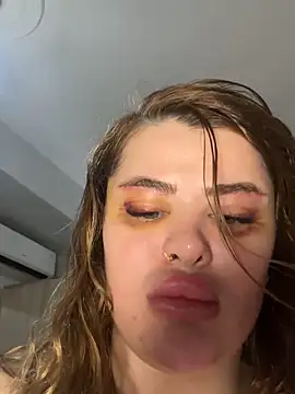 Snapshot of aydabella7777 chatting on November 9, 2025, 1:26 pm aydabella7777 online show from November 9, 2025, 1:26 pm