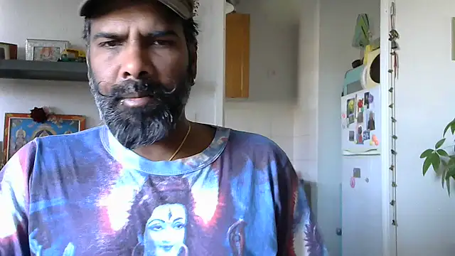 frenchblackc31 online show from March 15, 2026, 8:32 am