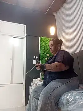 OneLustyBBW online show from April 25, 2026, 11:35 am