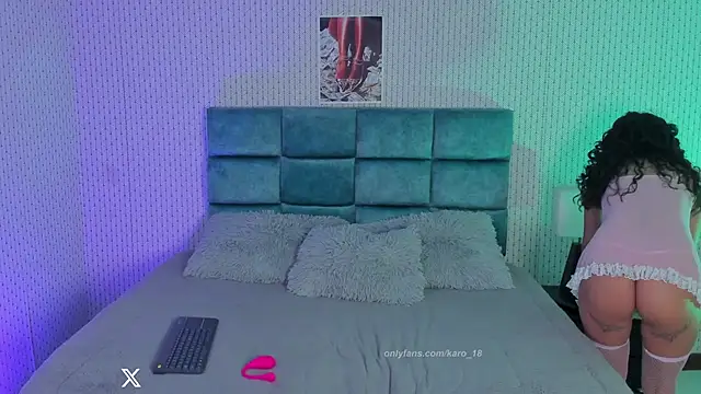 karoliine jones online show from February 11, 2026, 10:20 pm