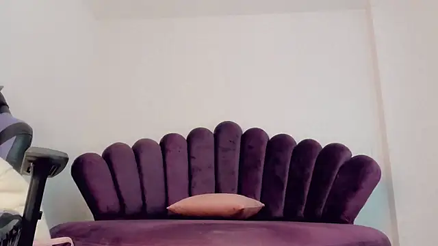  Abby white  online show from January 13, 2026, 9:08 pm