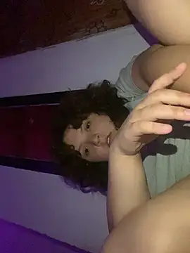 Solangerulo  online show from February 12, 2026, 4:12 am