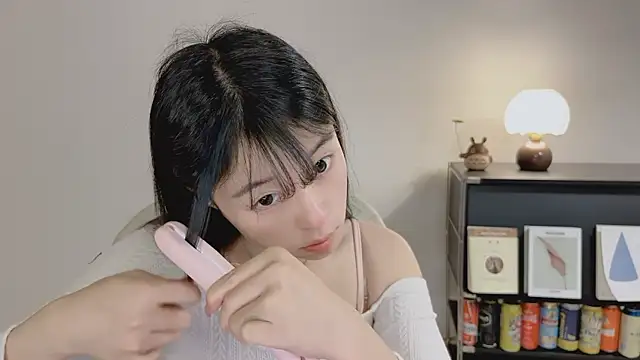 Snapshot of Onechestnut chatting on May 14, 2026, 5:04 am Onechestnut online show from May 14, 2026, 5:04 am