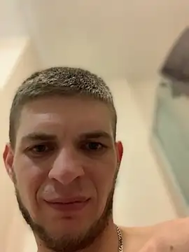 Snapshot of macho1347 chatting on November 1, 2025, 6:30 am macho1347 online show from November 1, 2025, 6:30 am