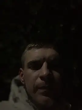 Snapshot of macho1347 chatting on October 12, 2025, 11:17 pm macho1347 online show from October 12, 2025, 11:17 pm