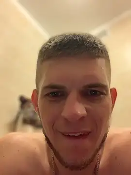 Snapshot of macho1347 chatting on October 7, 2025, 5:25 pm macho1347 online show from October 7, 2025, 5:25 pm