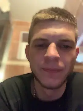 Snapshot of macho1347 chatting on October 15, 2025, 10:34 am macho1347 online show from October 15, 2025, 10:34 am