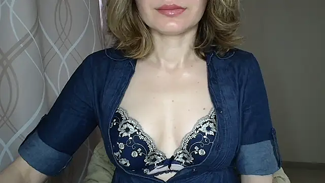 miss  Sophie online show from May 3, 2026, 8:30 am