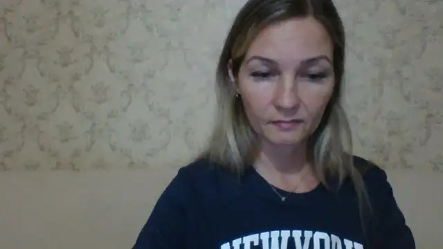 sweetriki online show from November 18, 2025, 6:55 pm