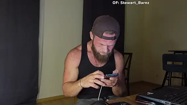 Snapshot of Stewart_Barnz chatting on July 10, 2026, 9:59 pm Stewart Barnz online show from July 10, 2026, 9:59 pm