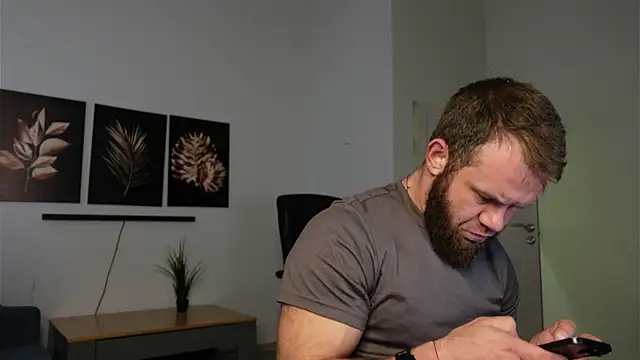 Stewart Barnz online show from October 9, 2025, 6:03 am