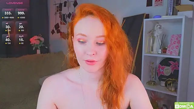 JoyceJones online show from November 16, 2025, 8:24 pm