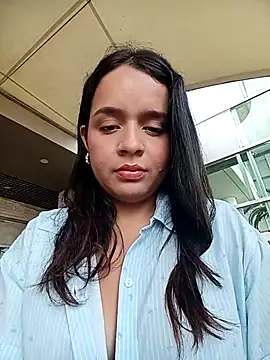 Lambedora 69 online show from November 25, 2025, 7:36 pm