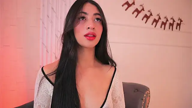 charlotterusso online show from December 19, 2025, 12:29 pm