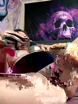 GirlSquirt online show from December 3, 2025, 5:56 pm