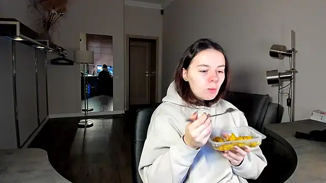 Snapshot of Di_na_Bell chatting on February 6, 2026, 6:31 am Di na Bell online show from February 6, 2026, 6:31 am