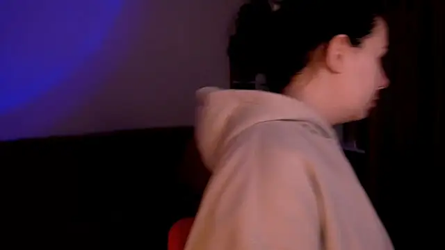 Snapshot of Di_na_Bell chatting on February 25, 2026, 6:57 am Di na Bell online show from February 25, 2026, 6:57 am