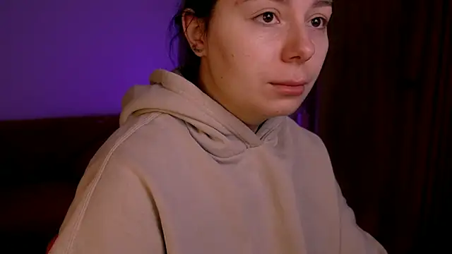 Snapshot of Di_na_Bell chatting on March 2, 2026, 6:36 am Di na Bell online show from March 2, 2026, 6:36 am