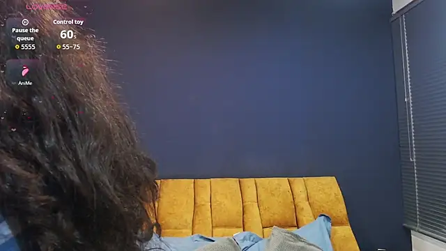 Snapshot of KendraaSimons chatting on May 12, 2026, 9:43 pm KendraaSimons online show from May 12, 2026, 9:43 pm
