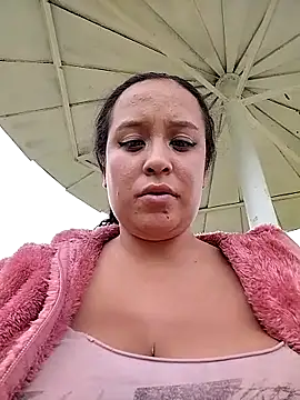 Snapshot of You-sexy-starr chatting on June 15, 2026, 7:24 pm You-sexy-starr online show from June 15, 2026, 7:24 pm