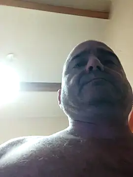 Pollagorda 34877 online show from November 25, 2025, 8:31 pm