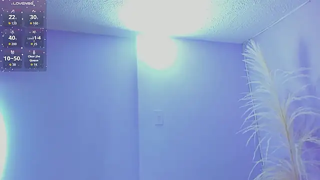 GiannaSlimJB online show from March 6, 2026, 3:23 am