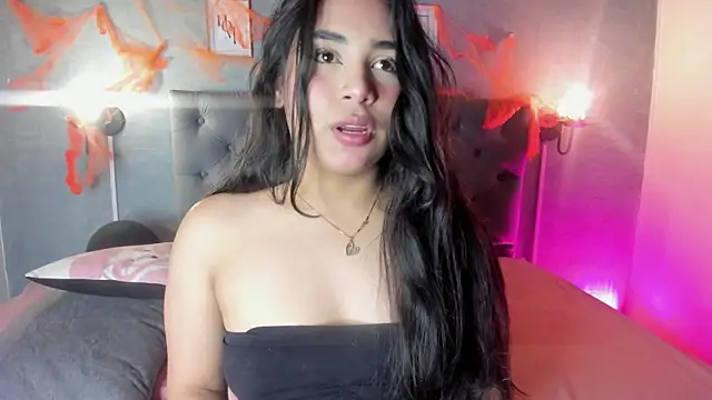 Snapshot of GiannaSlimJB chatting on October 11, 2025, 4:13 am GiannaSlimJB online show from October 11, 2025, 4:13 am