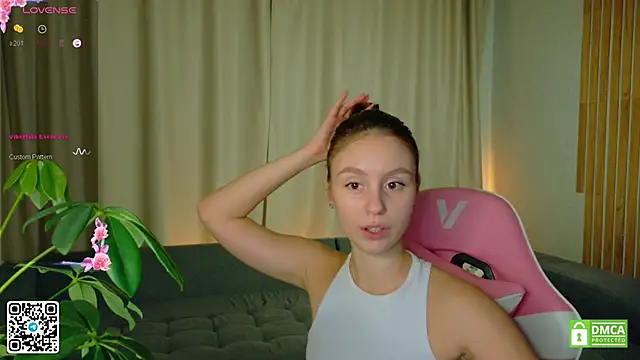 sweet loopy online show from October 23, 2025, 5:00 pm