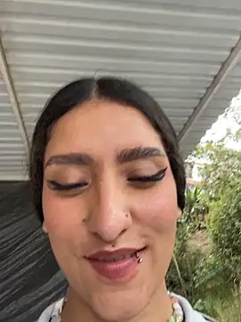 Scaarlettfox online show from February 8, 2026, 7:33 pm