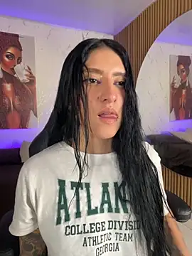 Snapshot of Scaarlettfox chatting on November 4, 2025, 7:39 pm Scaarlettfox online show from November 4, 2025, 7:39 pm