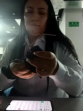 Romina693 online show from November 11, 2025, 6:41 am