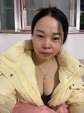 Snapshot of xlj4523 chatting on November 30, 2025, 3:35 pm xlj4523 online show from November 30, 2025, 3:35 pm