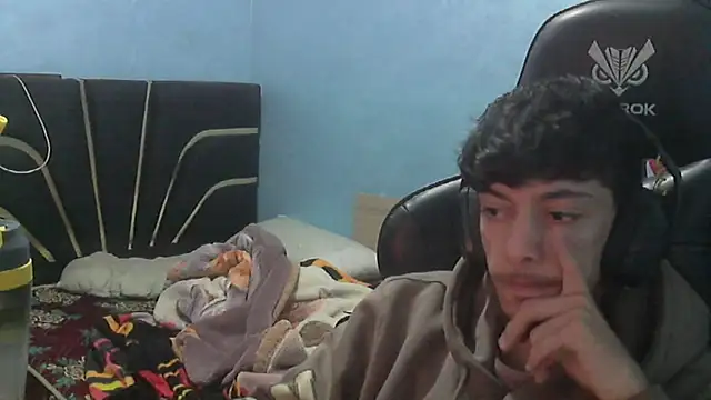 Snapshot of Dark_DesireX chatting on December 14, 2025, 3:17 pm Dark DesireX online show from December 14, 2025, 3:17 pm