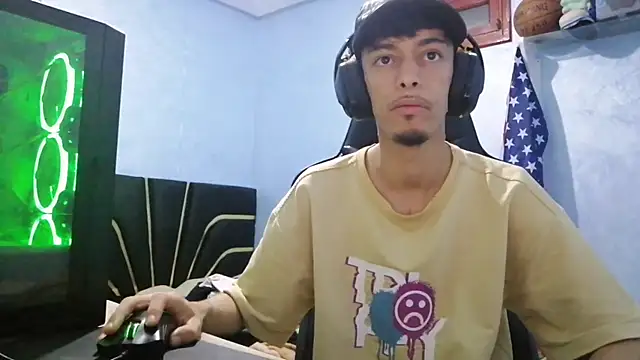 Snapshot of Dark_DesireX chatting on November 25, 2025, 5:19 am Dark DesireX online show from November 25, 2025, 5:19 am