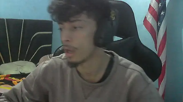 Snapshot of Dark_DesireX chatting on November 15, 2025, 5:06 pm Dark DesireX online show from November 15, 2025, 5:06 pm