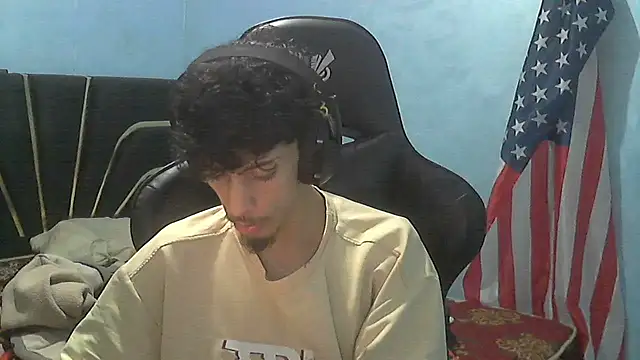 Snapshot of Dark_DesireX chatting on November 20, 2025, 9:21 am Dark DesireX online show from November 20, 2025, 9:21 am