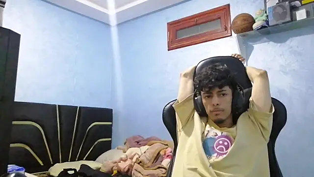 Snapshot of Dark_DesireX chatting on October 29, 2025, 3:22 pm Dark DesireX online show from October 29, 2025, 3:22 pm