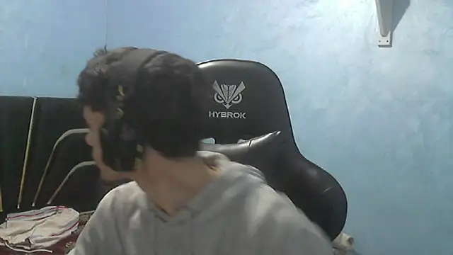 Snapshot of Dark_DesireX chatting on October 10, 2025, 6:31 pm Dark DesireX online show from October 10, 2025, 6:31 pm