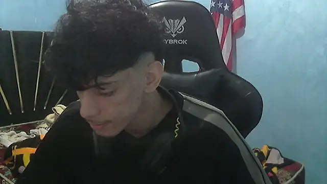 Snapshot of Dark_DesireX chatting on October 19, 2025, 12:41 pm Dark DesireX online show from October 19, 2025, 12:41 pm