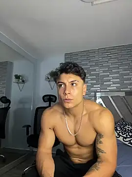 Snapshot of MR_MUSCLE chatting on December 14, 2025, 8:25 pm MR MUSCLE online show from December 14, 2025, 8:25 pm