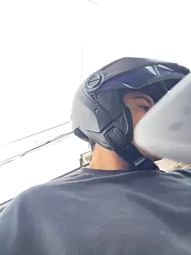 Snapshot of MR_MUSCLE chatting on September 19, 2025, 11:25 am MR MUSCLE online show from September 19, 2025, 11:25 am