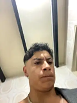 Snapshot of MR_MUSCLE chatting on October 25, 2025, 10:14 am MR MUSCLE online show from October 25, 2025, 10:14 am